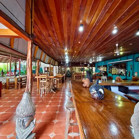 Buddha Hotel y Restaurante 100mts de playa Sanjuanillo