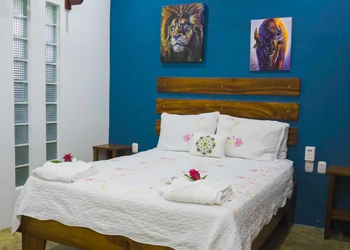 Hotel Buddha Retreat San Juanillo